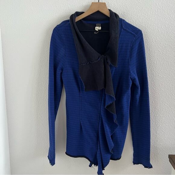 Free People Edgy Striped Waterfall Front Blue Black Stripe Zipper Sweater - Picture 1 of 6